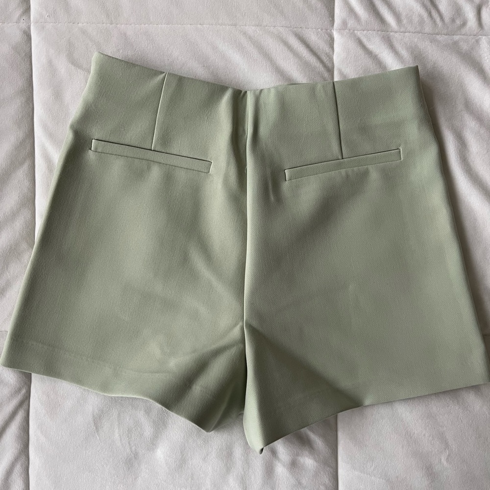 Skort - Picture 2 of 3